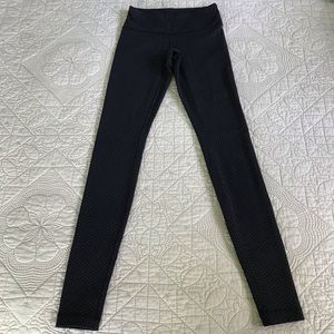 Lululemon girls’ pants, size 14, like new